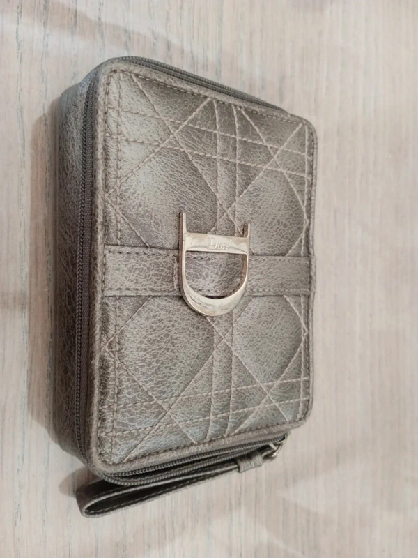 Petite pochette avec miroir intégré Dior