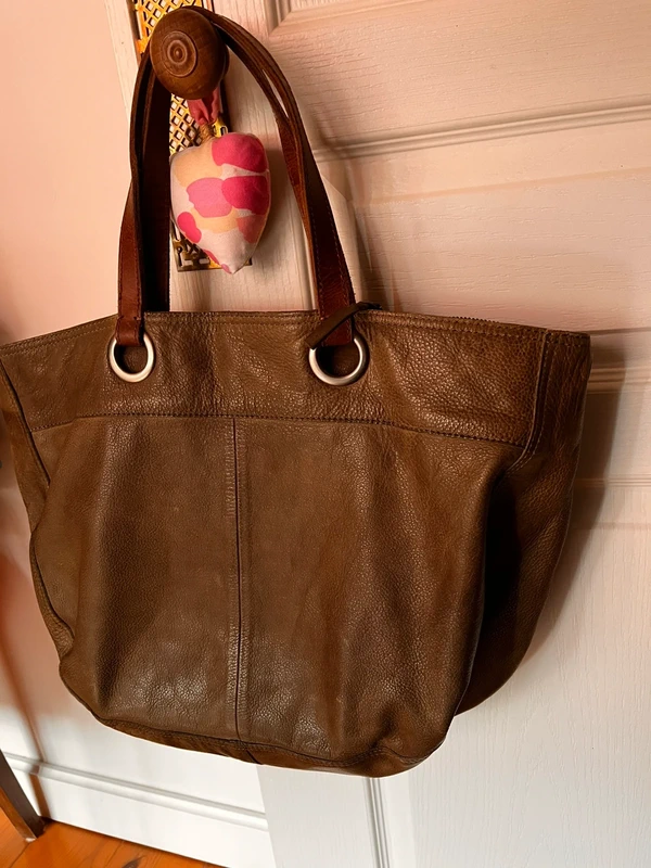 Sac à main kaki Biba