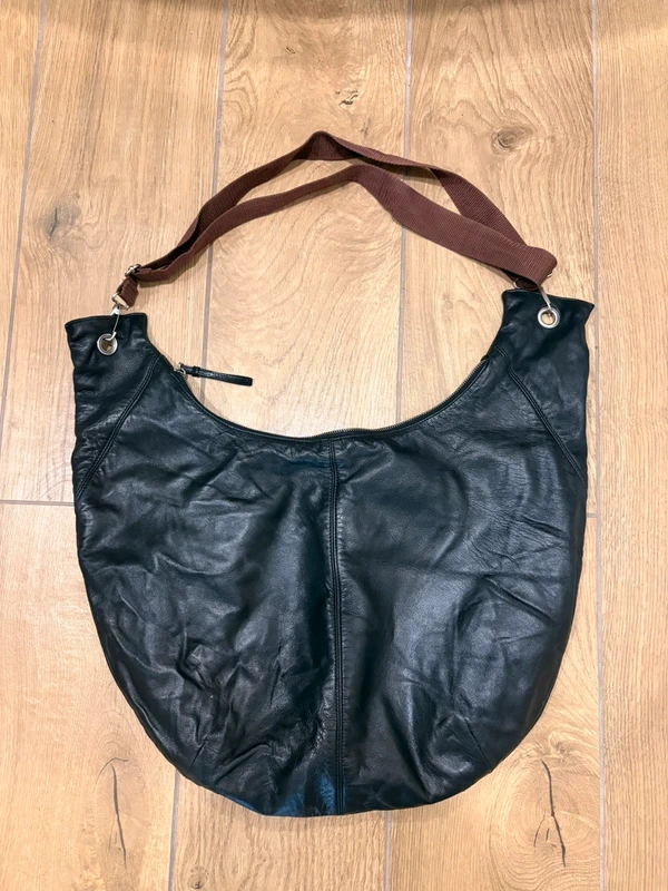 Sac Missoni en cuir noir – Vintage