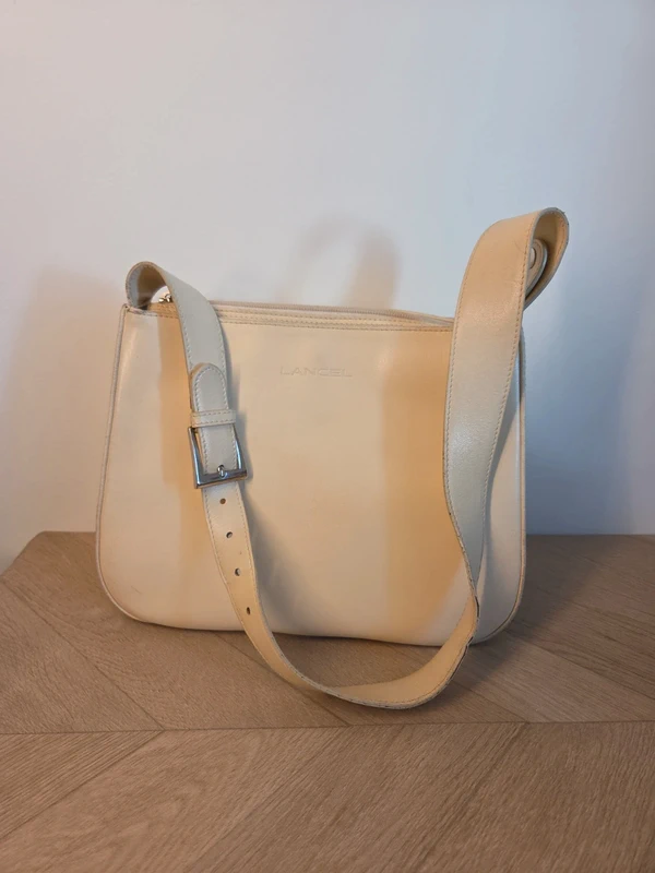 👜 Sac à bandoulière Lancel – Beige - Cuir