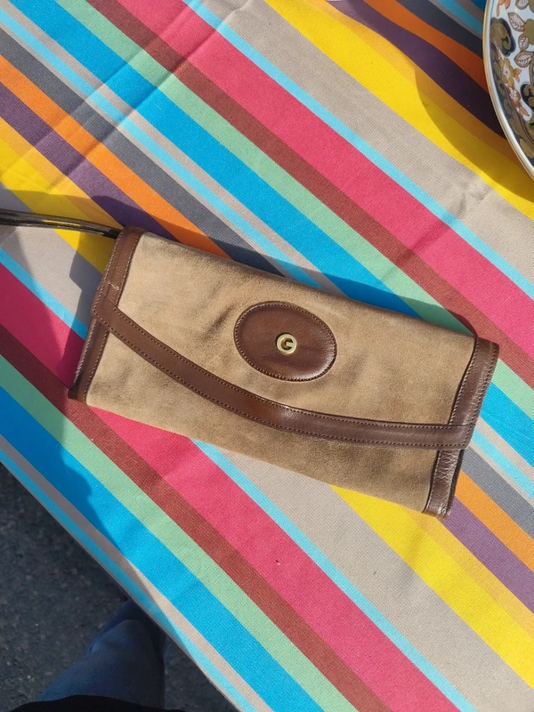 Pochette vintage en cuir et daim