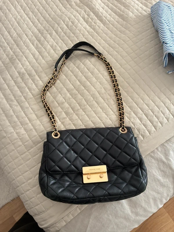 Très beau sac matelassé