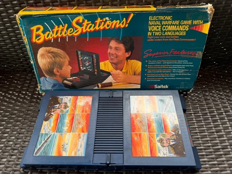 Vintage : stations de combat Bataille navale électronique (Saitek) avec boite