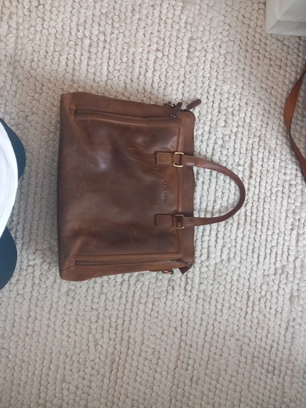 Sacoche ordinateur cuir