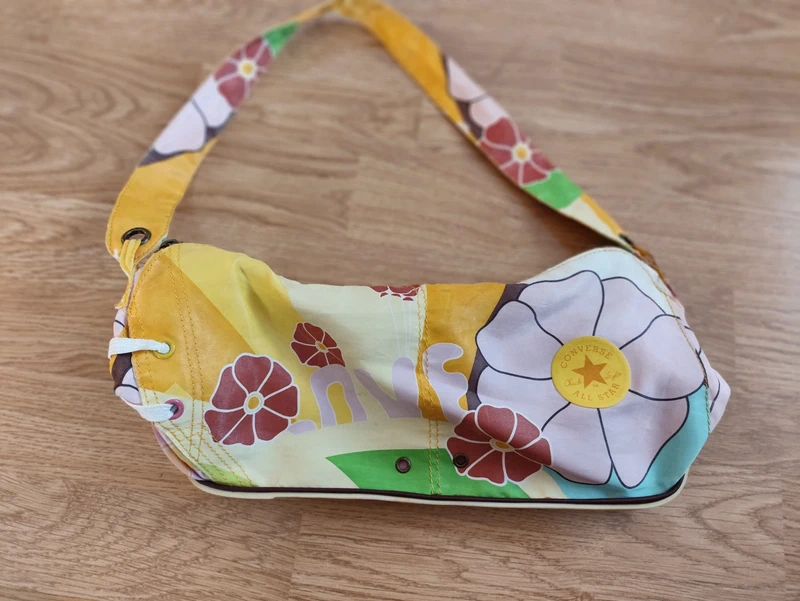 Sac converse forme de basquette