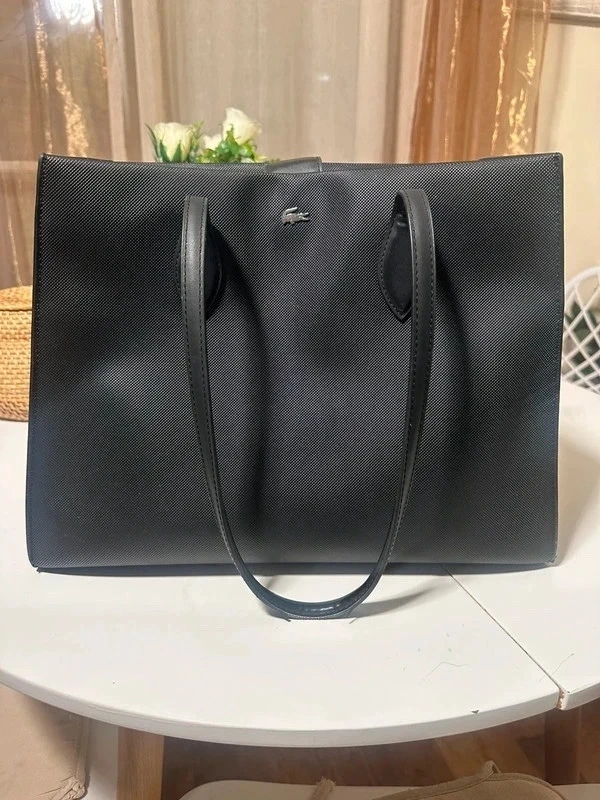 Sac Lacoste