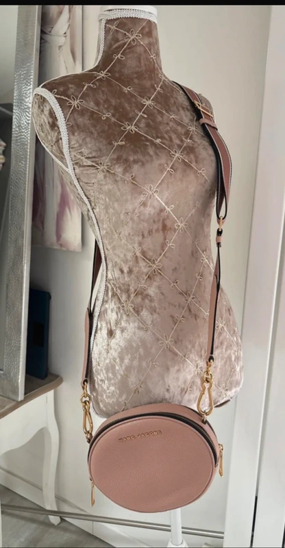 Sac bandoulière marc Jacobs en très bon état en cuir